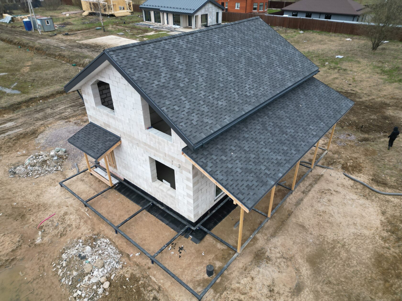 Двухэтажный дом из газоблока